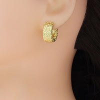 Hammered Gold Thick Hoop Earrings, Sku#LD574