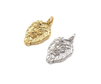 Dianty Embossment Lion Head Shape Pendant/Charm,, Sku#F1368C