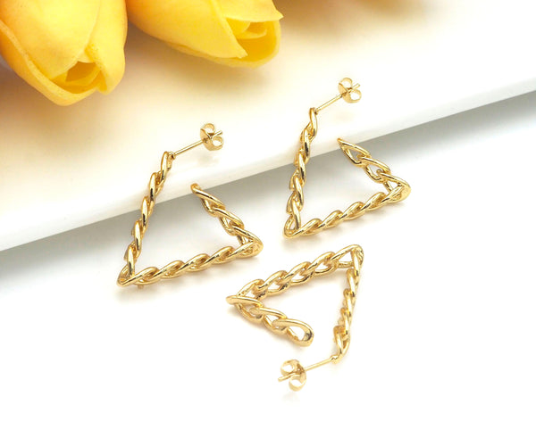 Gold Triangle Geometric earrings, Triangle Curb link Earrrings, Triangle shape earrings, Chain link Earrings,26x38mm,sku#J312