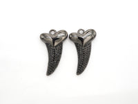 Black CZ Pave On Black Micro Pave Horn With Heart Pendant/Charm,Cubic Zirconia Pendant,Fashion Jewelry Findings, 22x37mm, sku#F536
