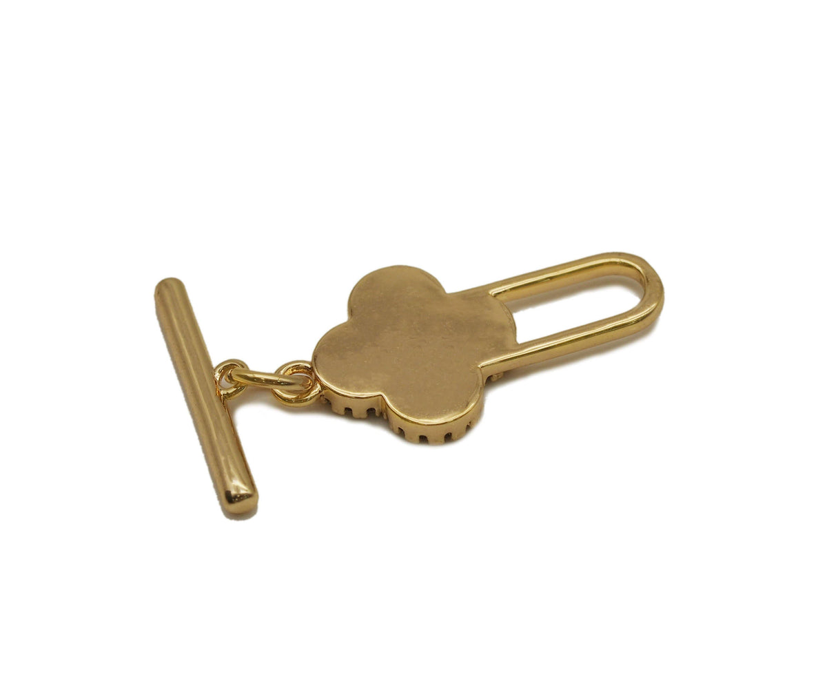 CZ Mother of Pearl Clover Toggle Clasp, Sku#ZX65 – Bestbeads&Beyond
