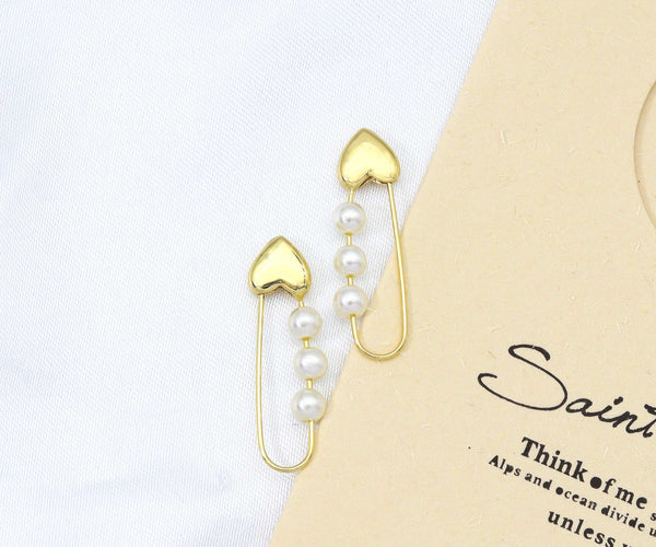 Gold Heart Safety Pin with Pearl Huggie Earrings, Sku#LX41