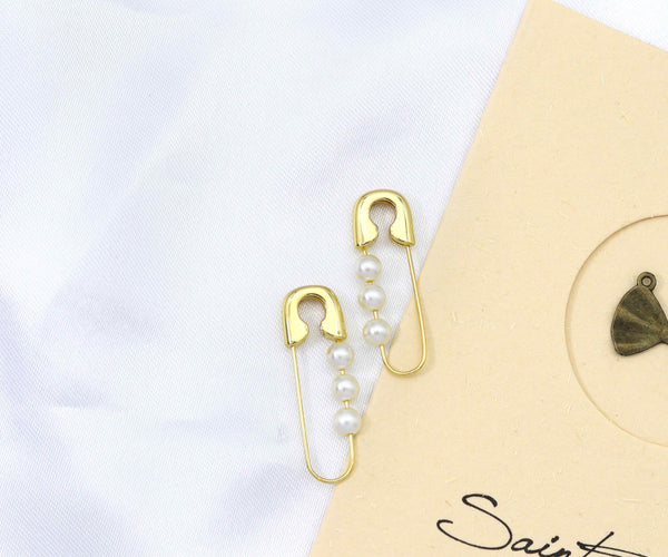 Gold Safety Pin with Pearl Huggie Earrings, Sku#LX39