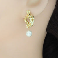 Hammered Twisted Oval Knot White Pearl Earrings, Sku#ZX140