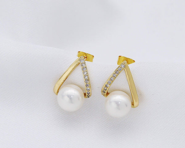 Pearl Triangle Earrings, Sku#ZX77